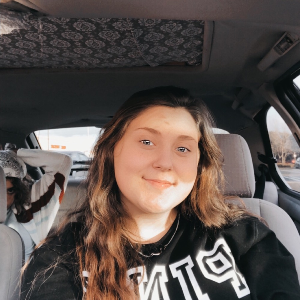 Meet your Posher, Katelynn